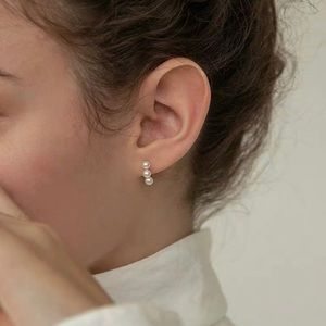 Genuine White pearls bar stud earrings